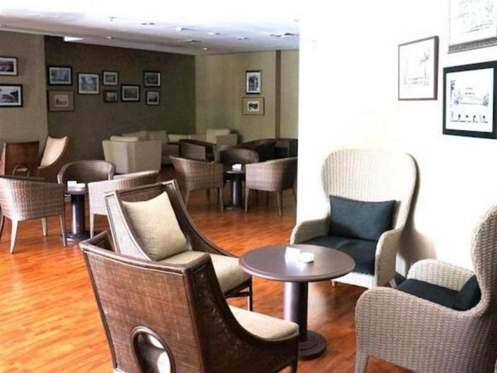 Kyriad Bumiminang Hotel Padang  Exteriér fotografie