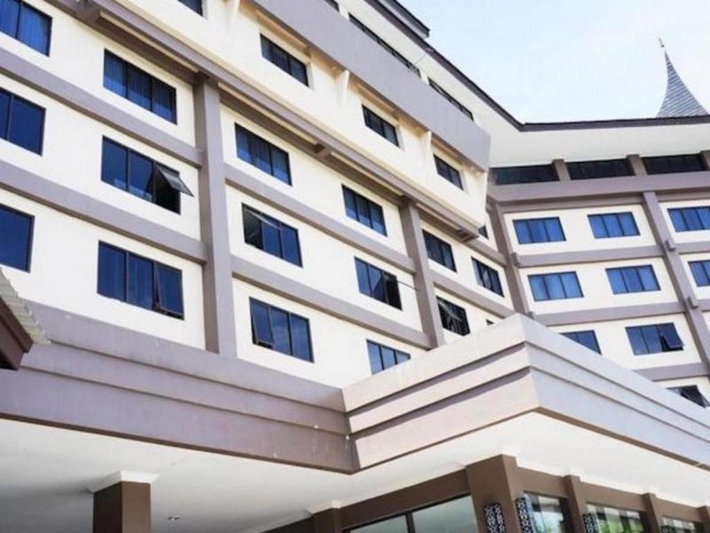 Kyriad Bumiminang Hotel Padang  Exteriér fotografie