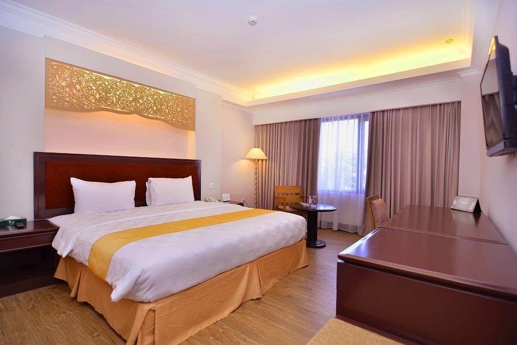 Kyriad Bumiminang Hotel Padang  Exteriér fotografie