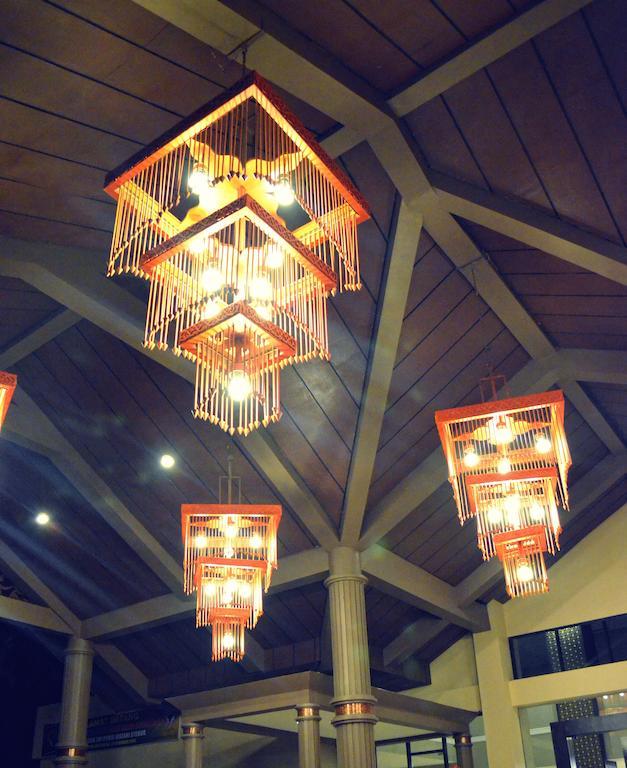 Kyriad Bumiminang Hotel Padang  Exteriér fotografie